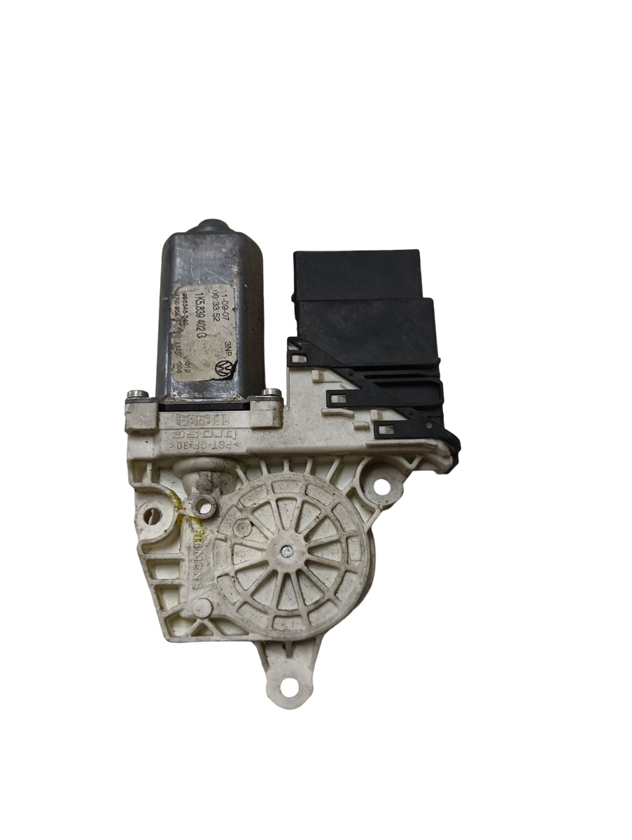Motoras geam pivotant dreapta spate VOLKSWAGEN PASSAT 3C2 2005 - 2010 973622106