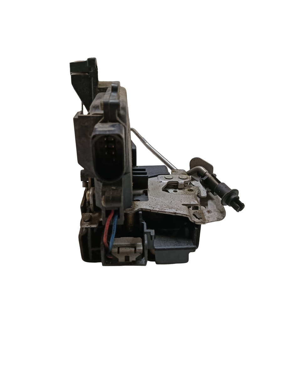 Broasca usa stanga spate AUDI A4 II Avant 8E5, B6 2000 - 2005 TDI AVF, AWX, AUDI A4 II 8E2, B6 2000 - 2005 8e0839015c