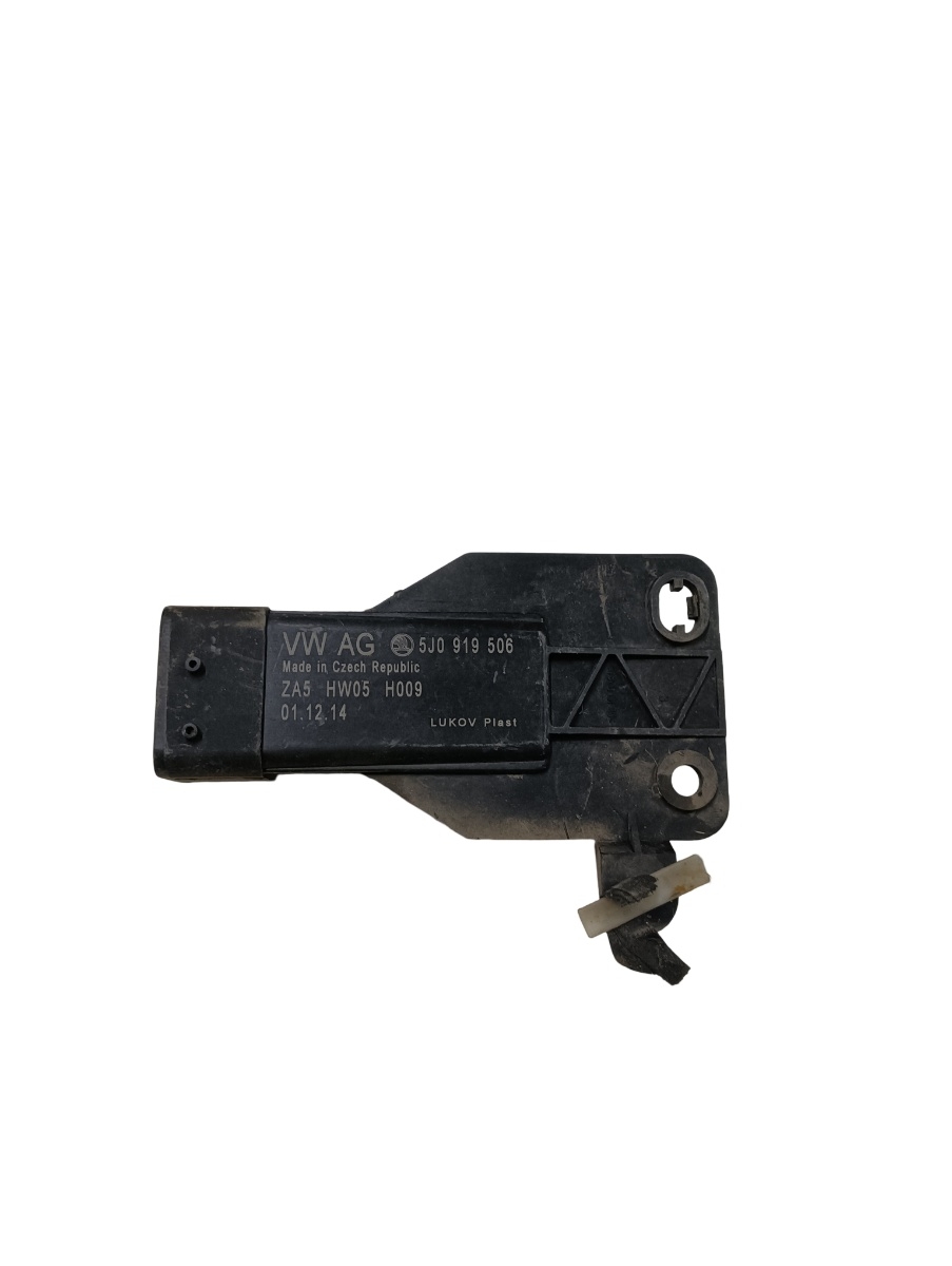 Releu ventilator lichid de racire SKODA RAPID II NH3 2012 - > 5j0919506