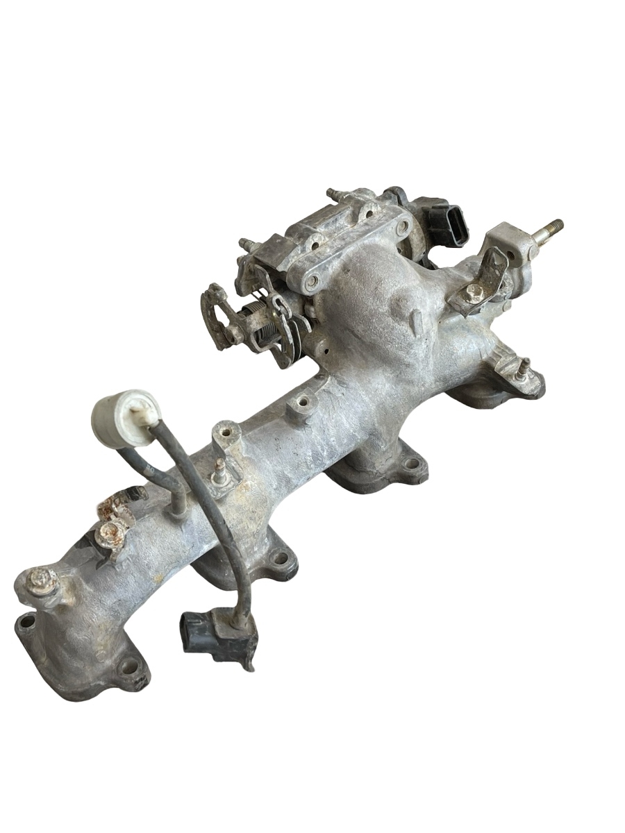 Galerie de admisie TOYOTA LAND CRUISER 90 _J9_ 1995 -> 3.0D – foto 3