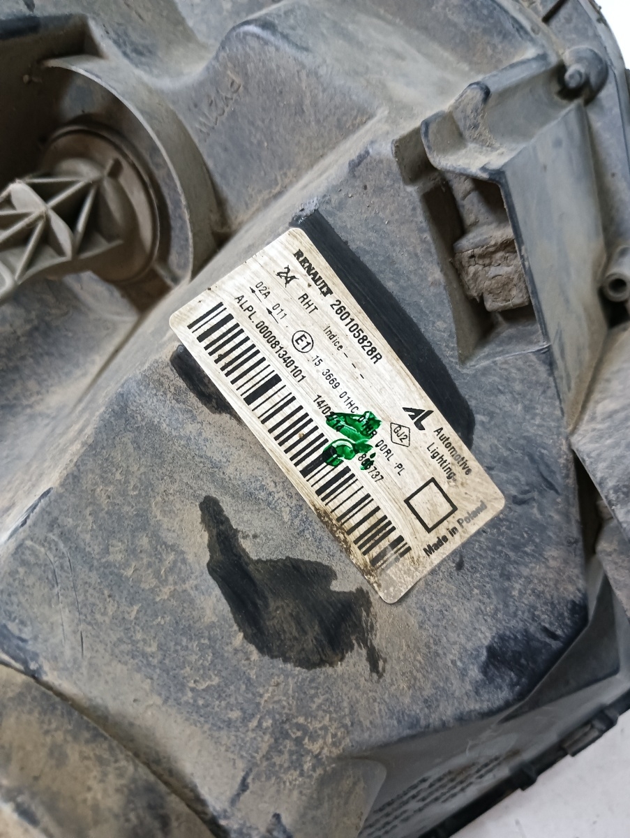 Far dreapta defect DACIA DUSTER 2010 - > 260105828r – foto 3