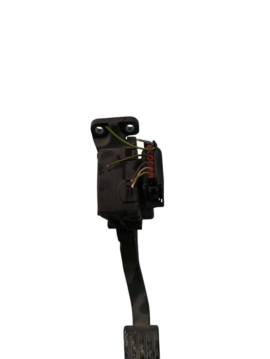 Pedala de acceleratie FORD FOCUS II Estate DA_, FFS, DS 2004 - 2012 TDCi G8DA, G8DB, G8DD, G8DE, G8DF 4m519f836ak