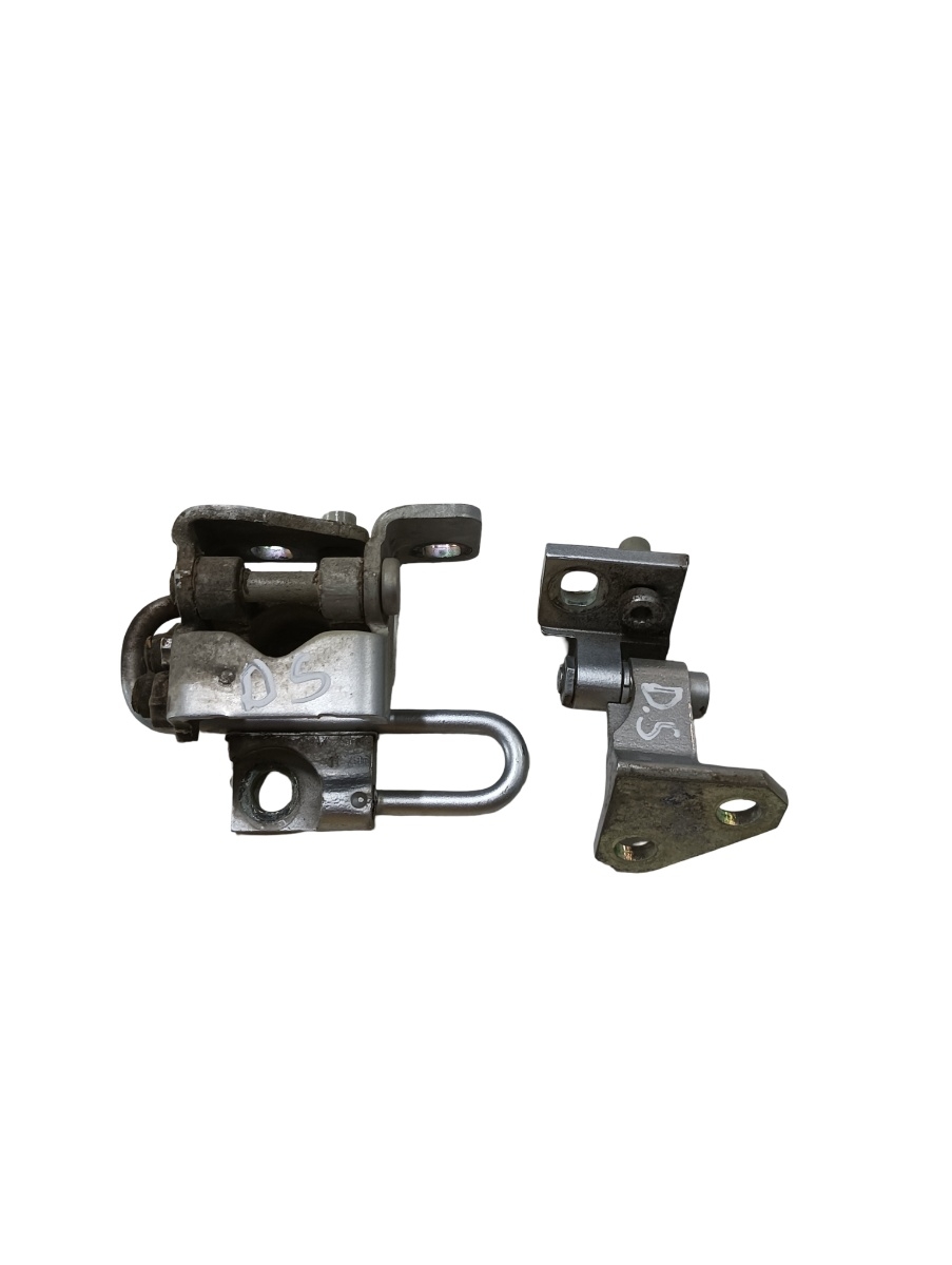 Balama portiera spate jos dreapta spate VOLKSWAGEN GOLF V 1K1 2003 - 2009