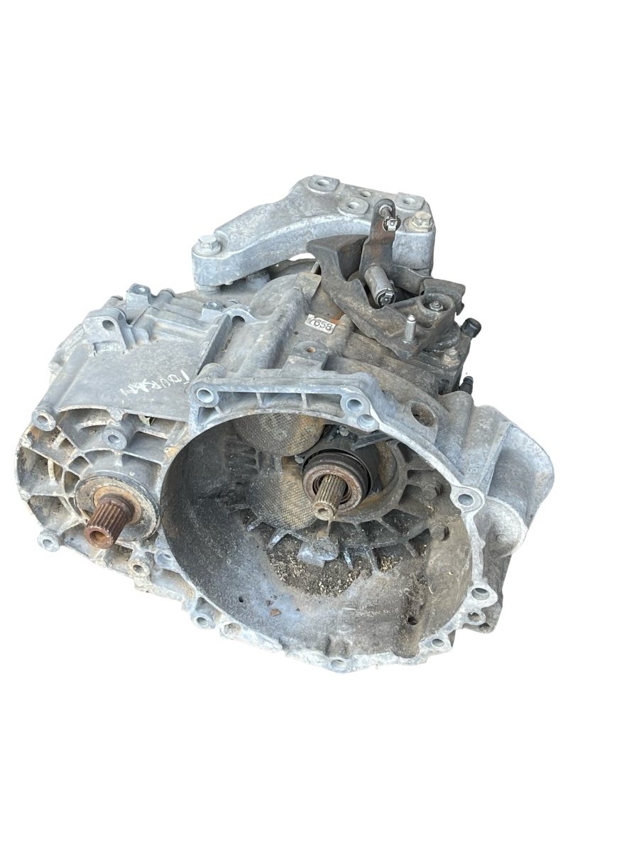 Cutie de viteze manuala 6 trepte VOLKSWAGEN TOURAN 1T1, 1T2 2003 - 2010 GNE
