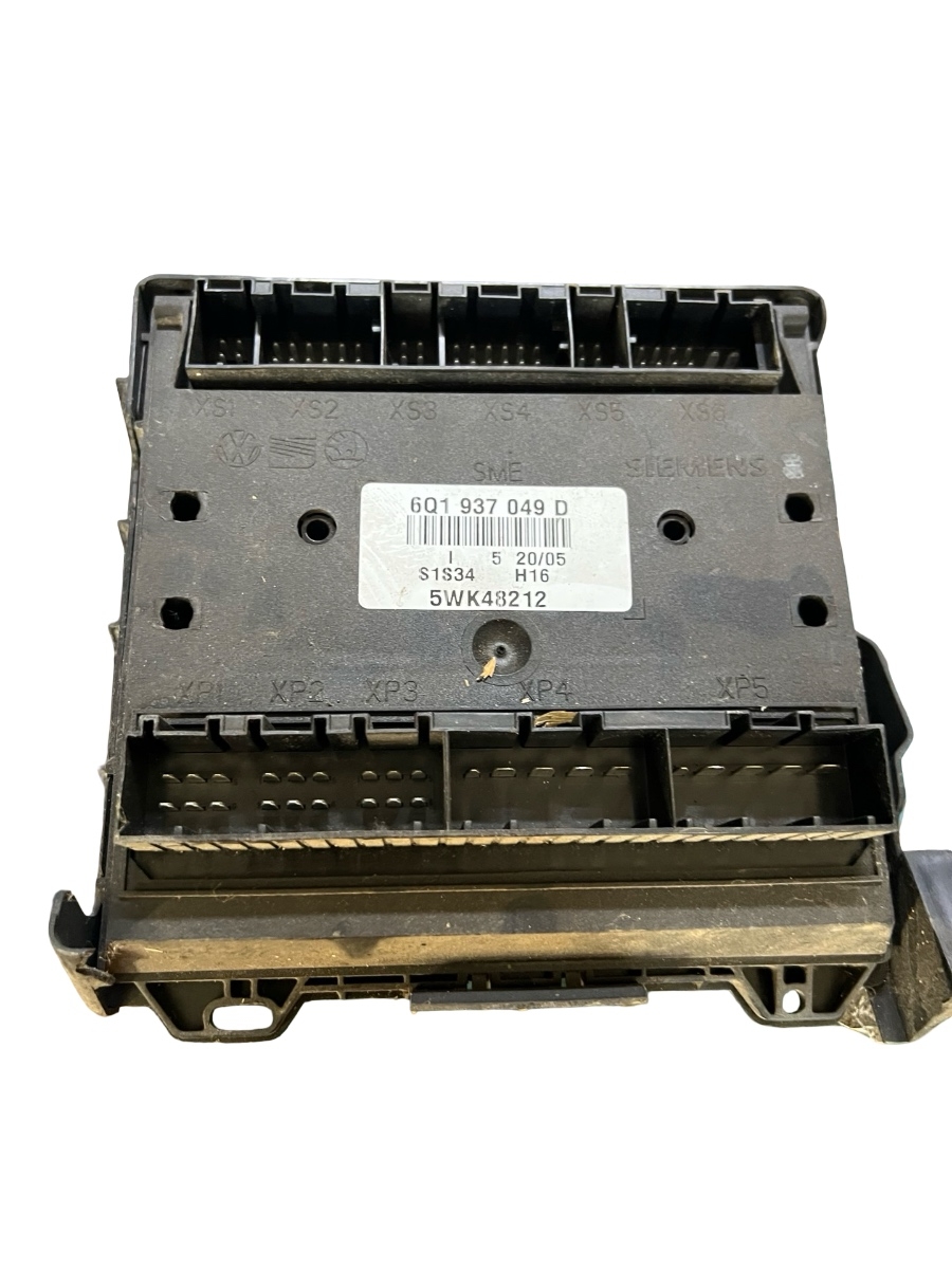 Modul de confort VOLKSWAGEN FOX 5Z1, 5Z3 2003 - 2014, VOLKSWAGEN POLO 9N_ 2001 - 2012 SIEMENS 5WK48212D 6Q1937049D