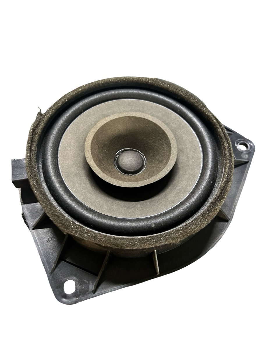 Difuzor portiera spate dreapta spate TOYOTA AVENSIS Saloon _T25_ 2003 - 2008 8616002380