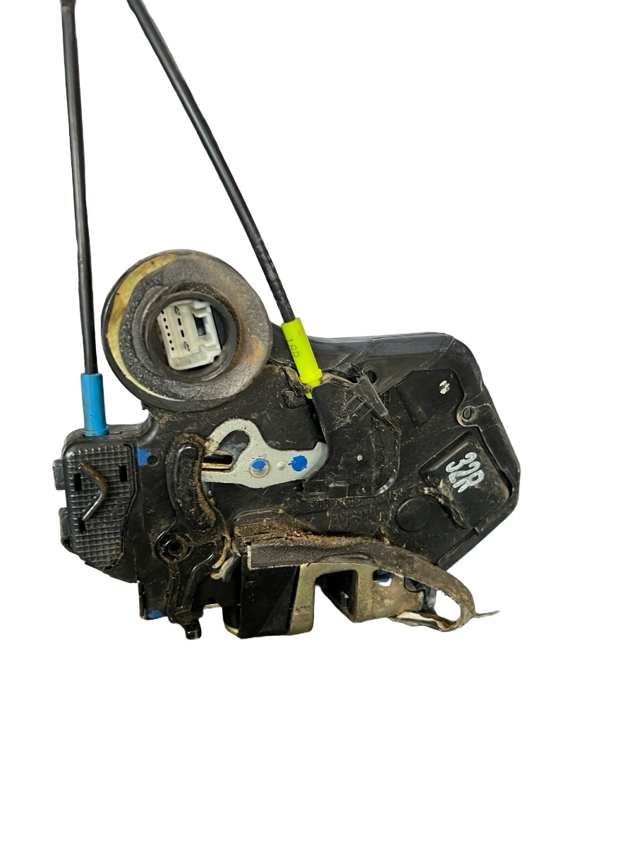 Broasca usa dreapta spate TOYOTA AVENSIS Saloon _T25_ 2003 - 2008