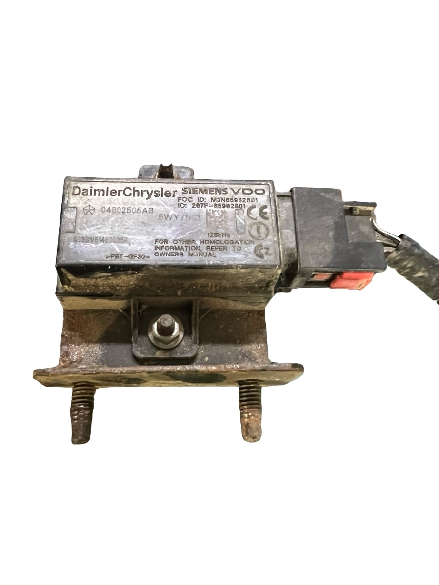 Senzor de presiune in anvelope CHRYSLER 300 C LX, LE 2004 - > 06402505AB