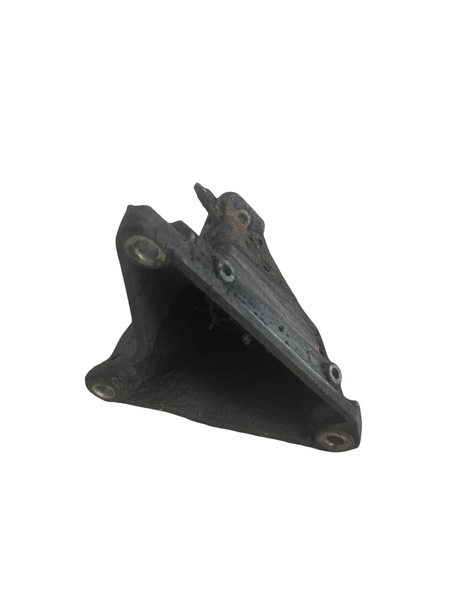 Suport motor SKODA SUPERB 3U4 2001 - 2008 1.9 TDI AVB 8E0199308AR