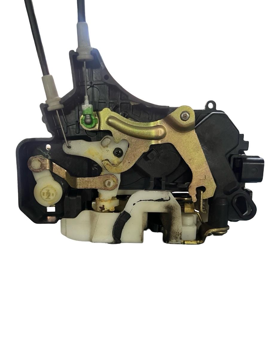 Broasca usa stanga fata MITSUBISHI COLT VI Z3_A, Z2_A 2002 - 2012