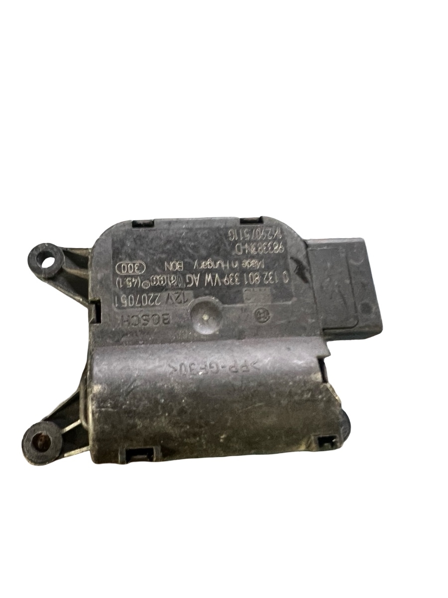 Actuator/motoras clapeta aer AC AUDI A6/S6 III Saloon 4F2, C6 2004 - 2011 0132801339