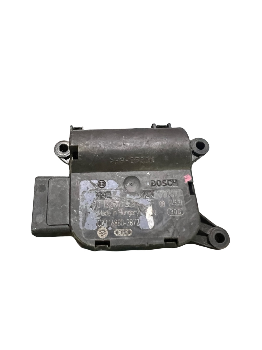 Actuator/motoras clapeta aer AC VOLKSWAGEN GOLF V 1K1 2003 - 2009 0132861363