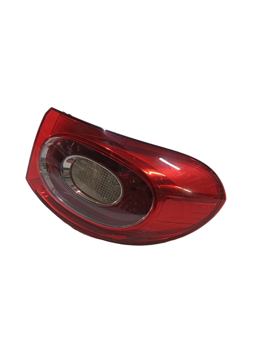 Lampa spate / Stop dreapta spate VOLKSWAGEN TIGUAN 5N_ 2007 - > 5n0945096h
