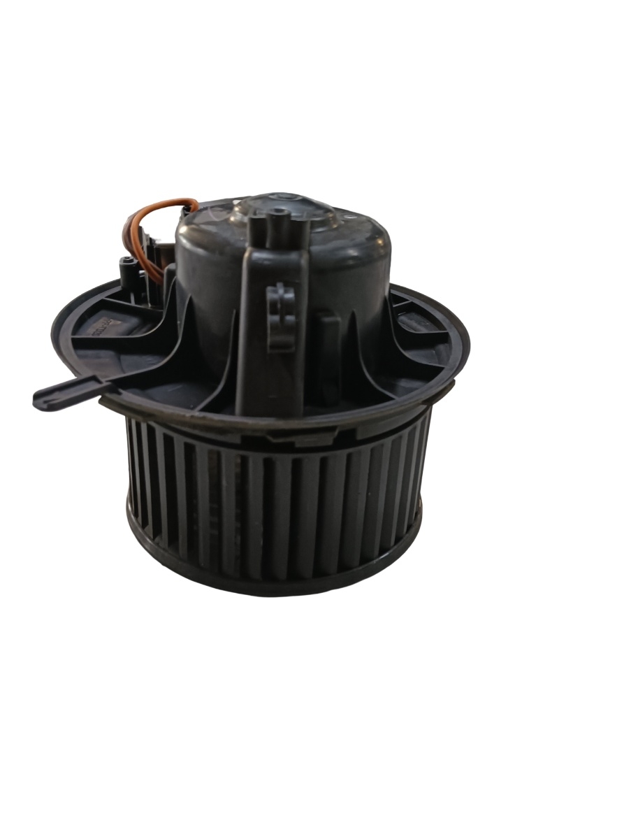 Ventilator aeroterma VOLKSWAGEN PASSAT CC 357 2008 - 2012 TSI CCZB 3c1820015q