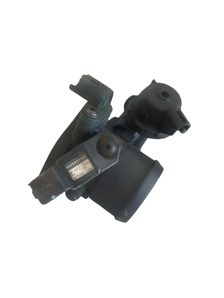 Clapeta de acceleratie VOLVO V50 MW, 545 2003 - 2012 2.0 D D 4204 T 9639027480