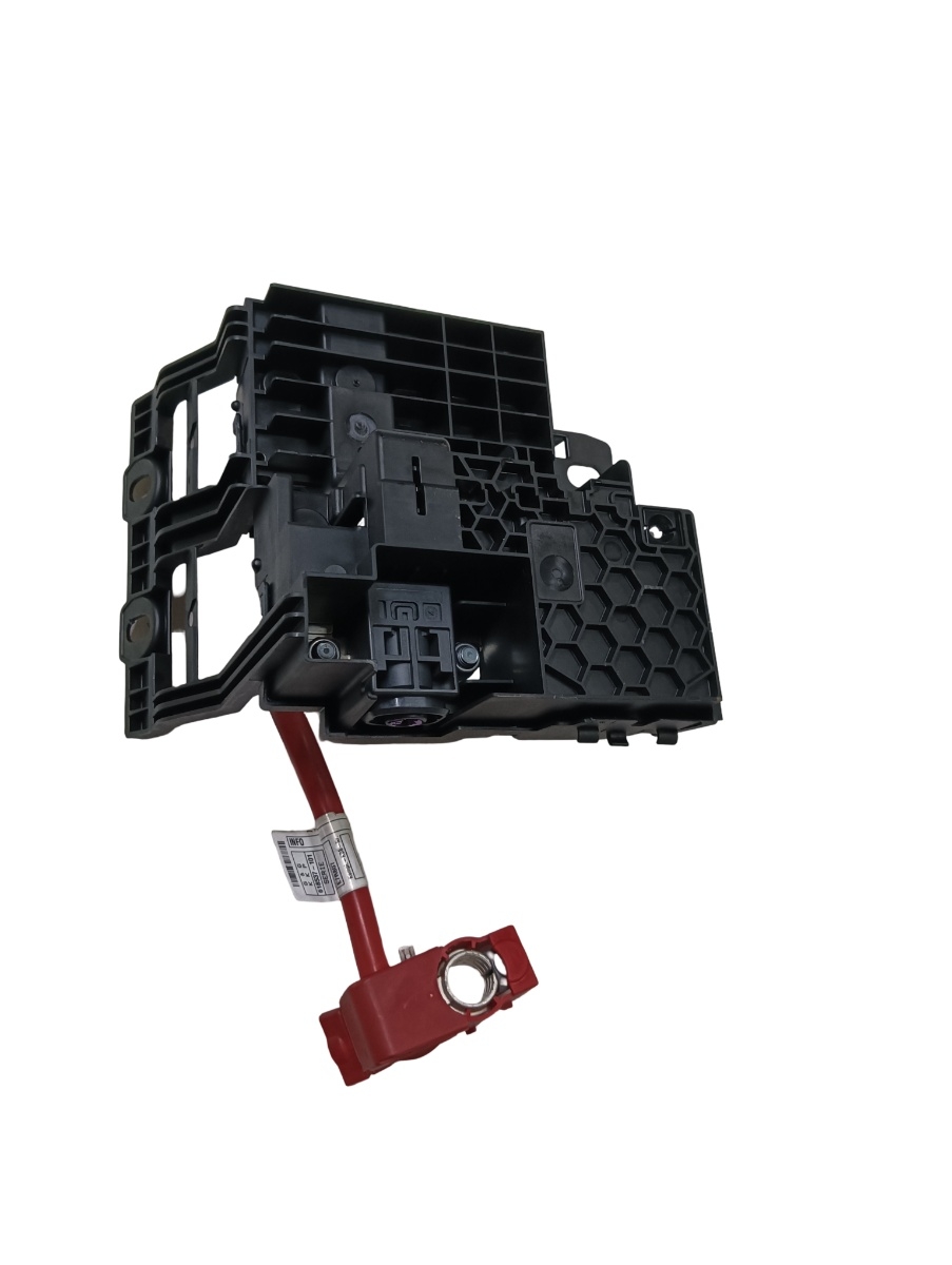 Cablu borna pozitiva (baterie) BMW 5 G30, F90 2016 - > 680294302