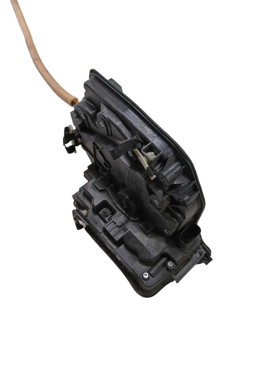Broasca usa stanga fata BMW 5 G30, F90 2016 - >