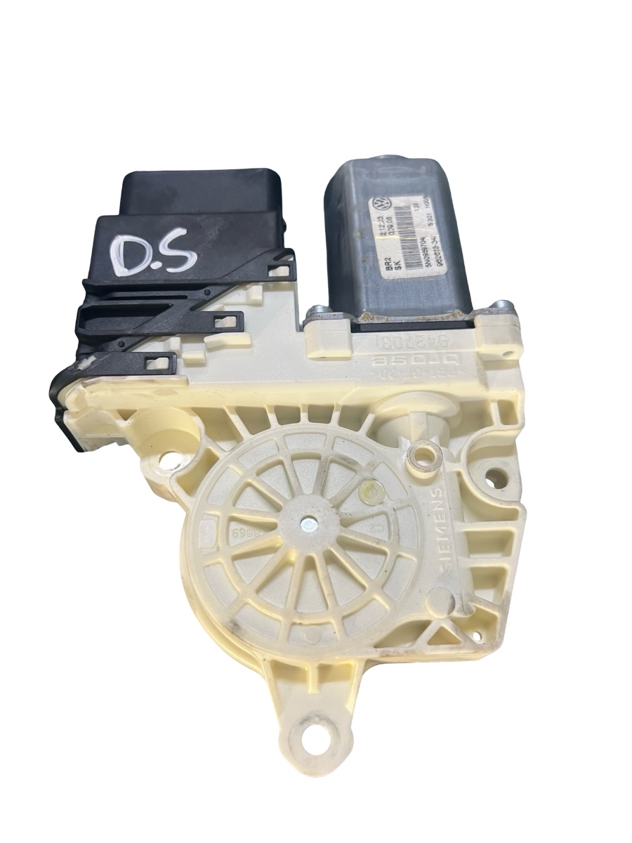 Motoras geam pivotant dreapta spate VOLKSWAGEN TIGUAN 5N_ 2007 - > 5N0959704