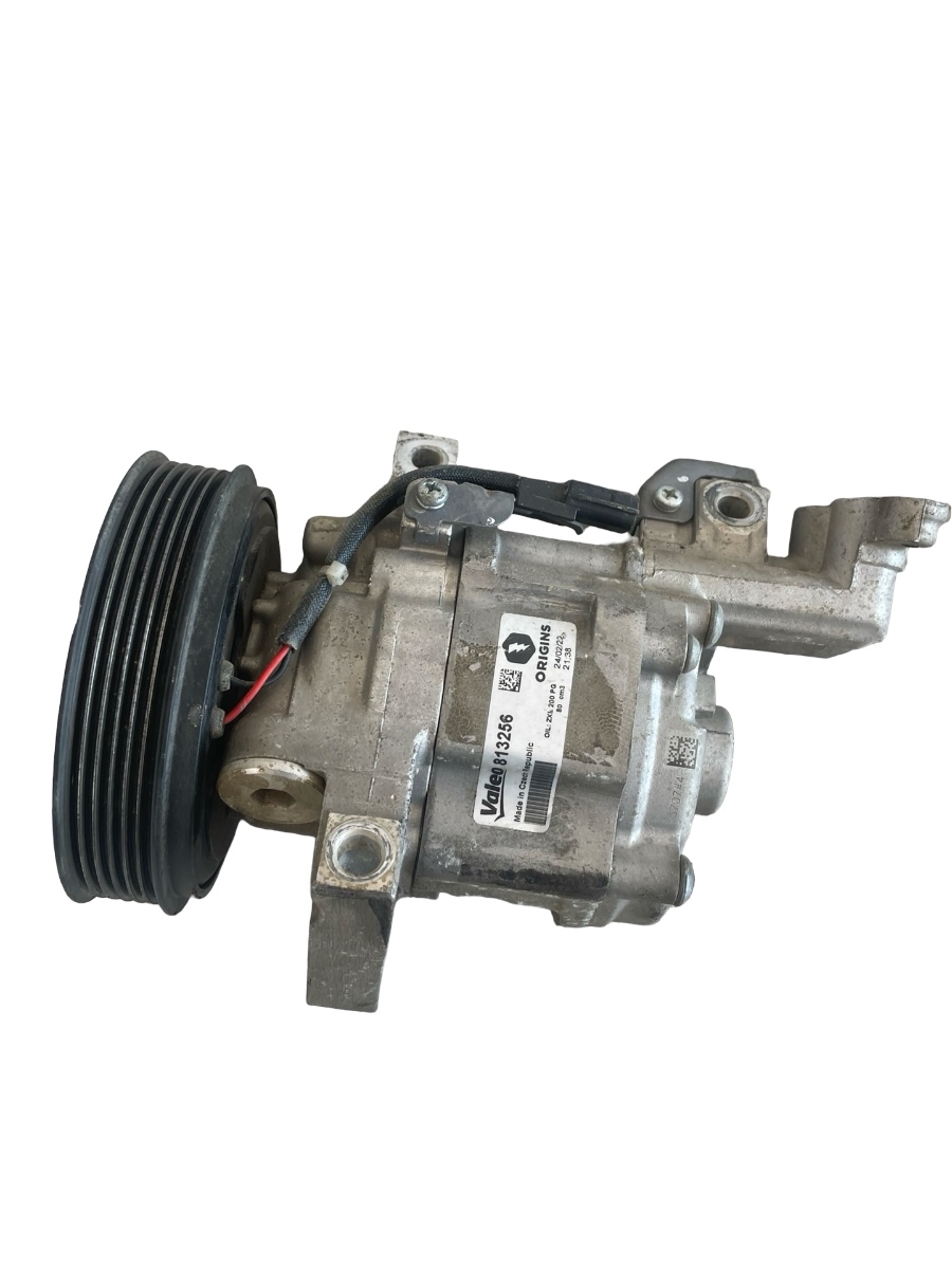 Compresor  AC DACIA DUSTER 2010 - > 1.5 dCi K9K 658, K9K 856 813256