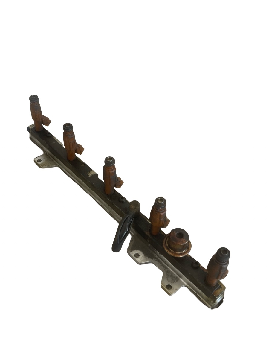 Rampa + injectoare VOLVO S80 I TS, XY, 184 1998 - 2008 2.0 T B 5204 T5 0352146 9202710 – foto 2