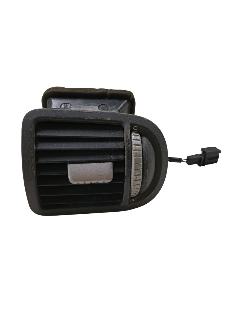Grila ventilatie VOLKSWAGEN TOUAREG 7LA, 7L6, 7L7 2002 - 2013 7l5819704