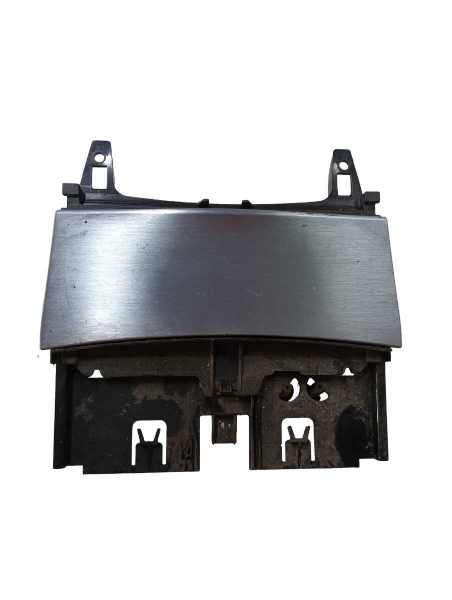 Scrumiera (fata) MERCEDES-BENZ C-CLASS W204 2007 - 2014