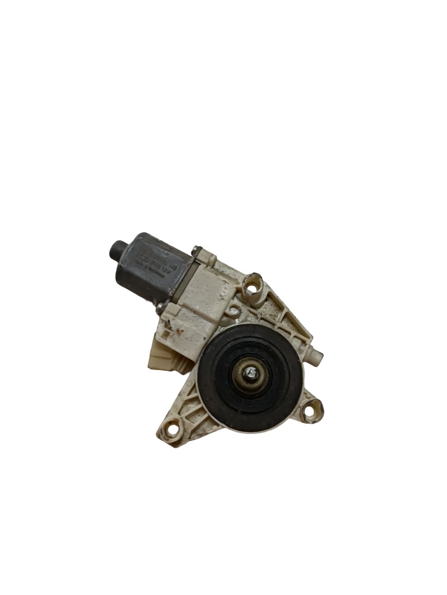 Motoras geam pivotant dreapta spate MERCEDES-BENZ C-CLASS W204 2007 - 2014