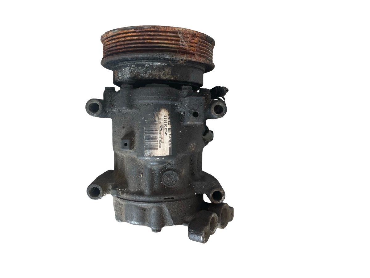 Compresor  AC RENAULT Symbol I [ 1998 - 2008 ] 1.5DCI 8200716562