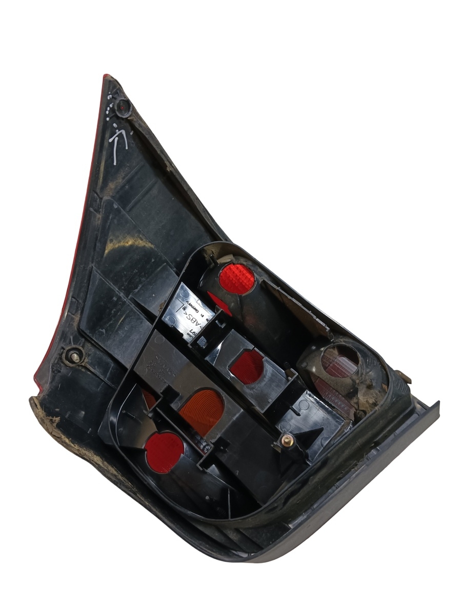 Lampa spate / Stop stanga spate VOLKSWAGEN GOLF IV 1J1 1997 - 2007 – foto 2
