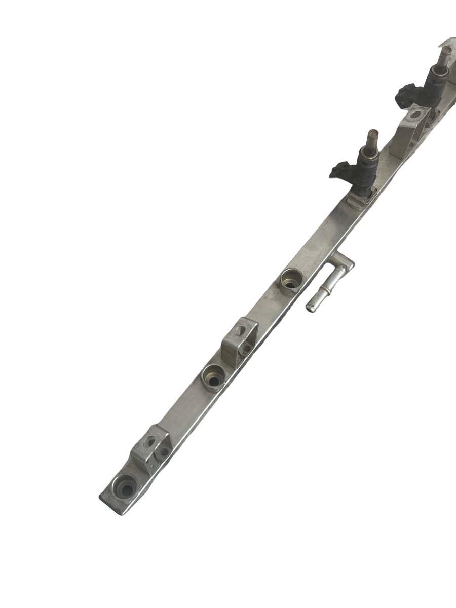 Rampa + 3 injectoare  BMW 5 E60 2001 - 2010 3.0i 7542541