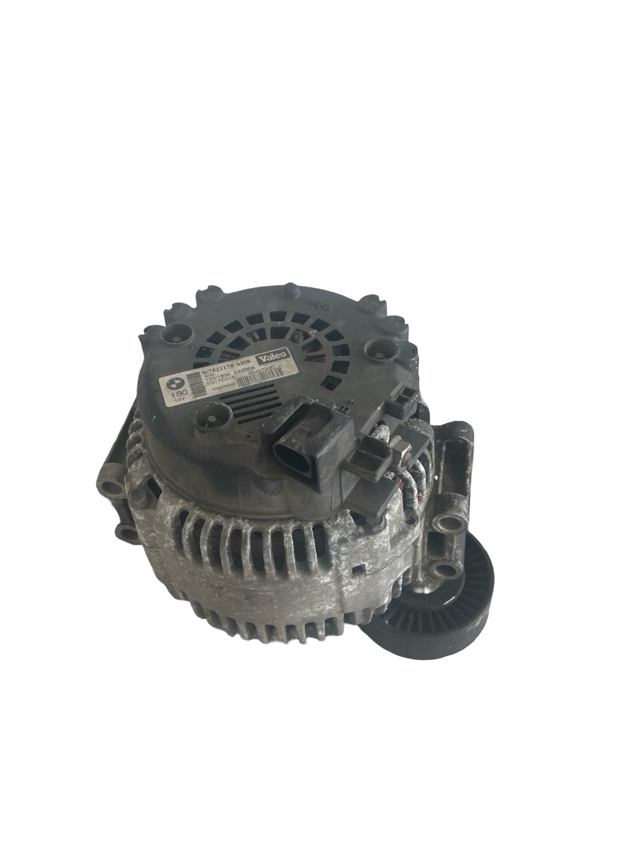 Alternator BMW 5 E60 2001 - 2010 3.0i 7521178