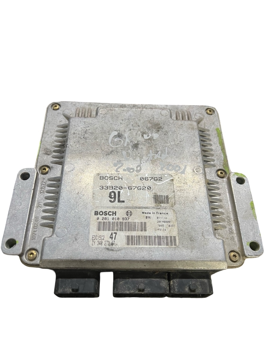 ECU modul/unitate de control motor SUZUKI GRAND VITARA I FT, HT 1998 - 2006 0281010937