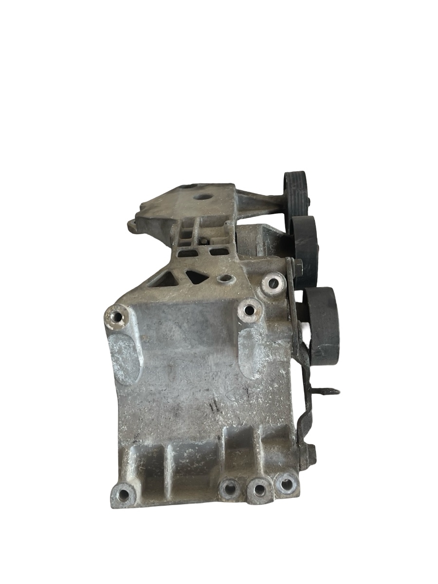 Suport accesorii MERCEDES-BENZ A-CLASS II W169 2004 - 2012 2.0CDI A6402021040 – foto 2