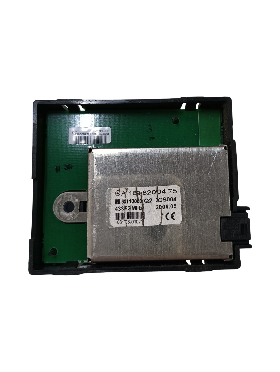 Amplificator semnal antena MERCEDES-BENZ A-CLASS II W169 2004 - 2012 A1698200475 A1698200475