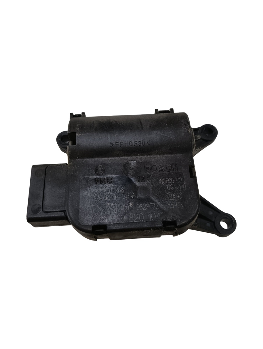 Actuator/motoras clapeta aer AC MERCEDES-BENZ A-CLASS II W169 2004 - 2012 VAG 0132801368