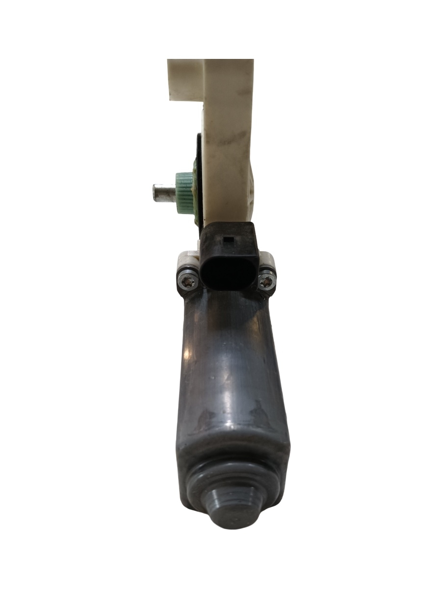 Motoras geam dreapta fata MERCEDES-BENZ A-CLASS II W169 2004 - 2012