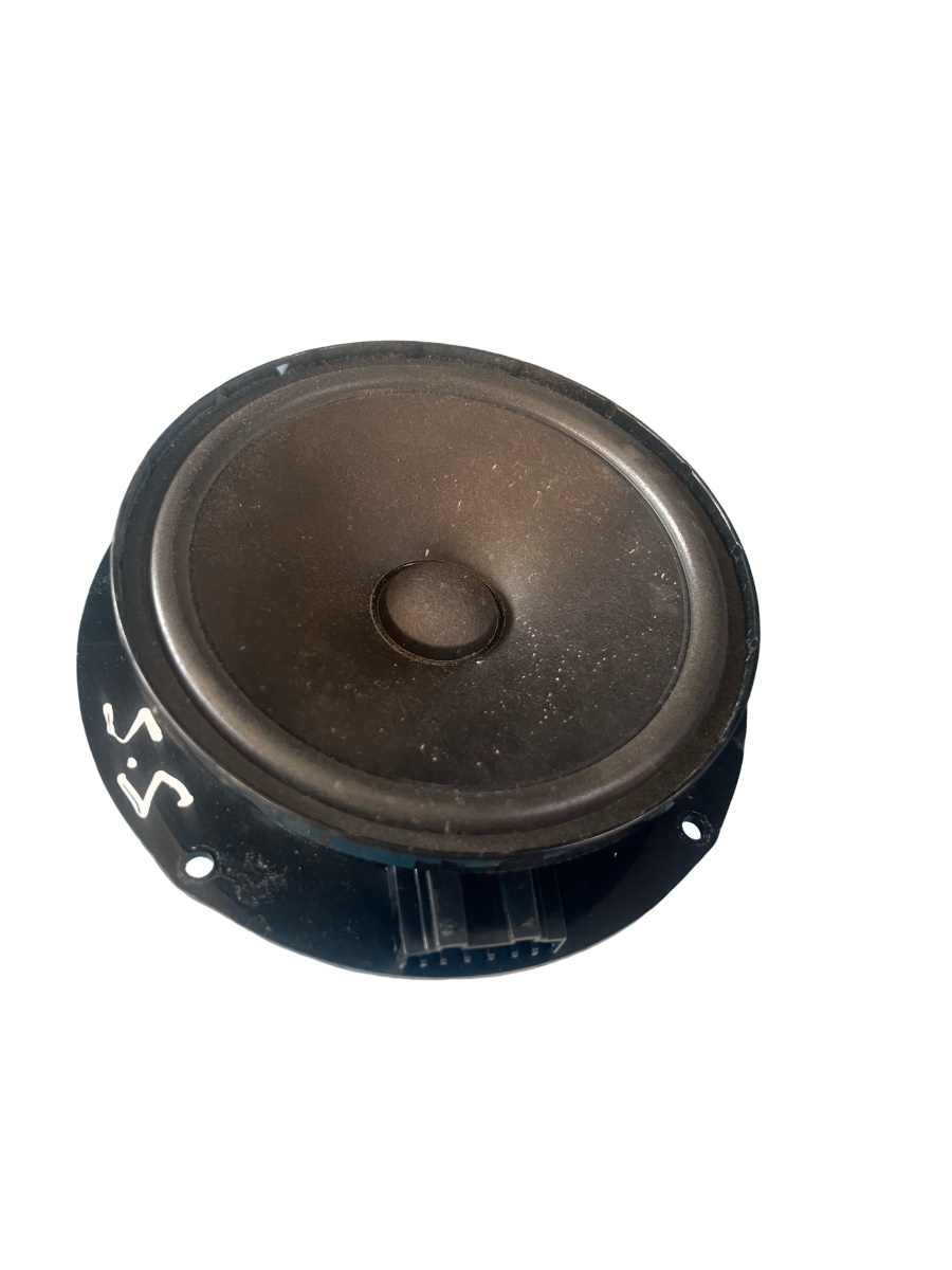 Difuzor portiera spate stanga spate VOLKSWAGEN GOLF V 1K1 2003 - 2009 1KM03454B
