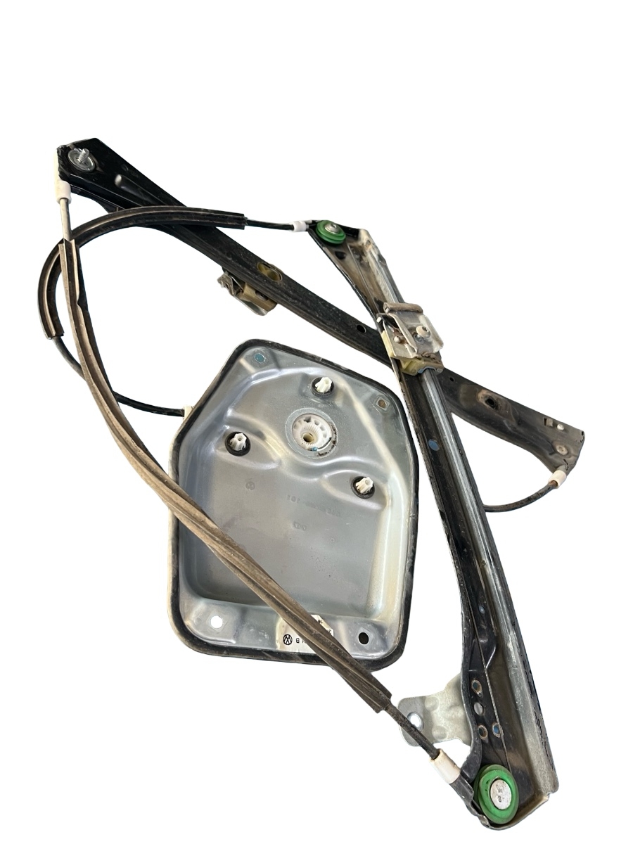 Macara Geam stanga fata VOLKSWAGEN JETTA III 1K2 2004 - 2010 1K5837461B