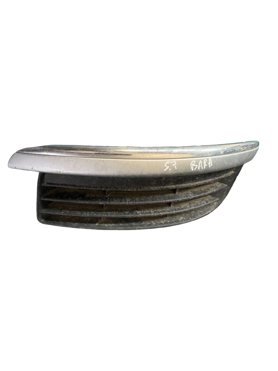 Grila inferioara bara de protectie fata stanga fata VOLKSWAGEN GOLF V Variant 1K5 2007 - 2009