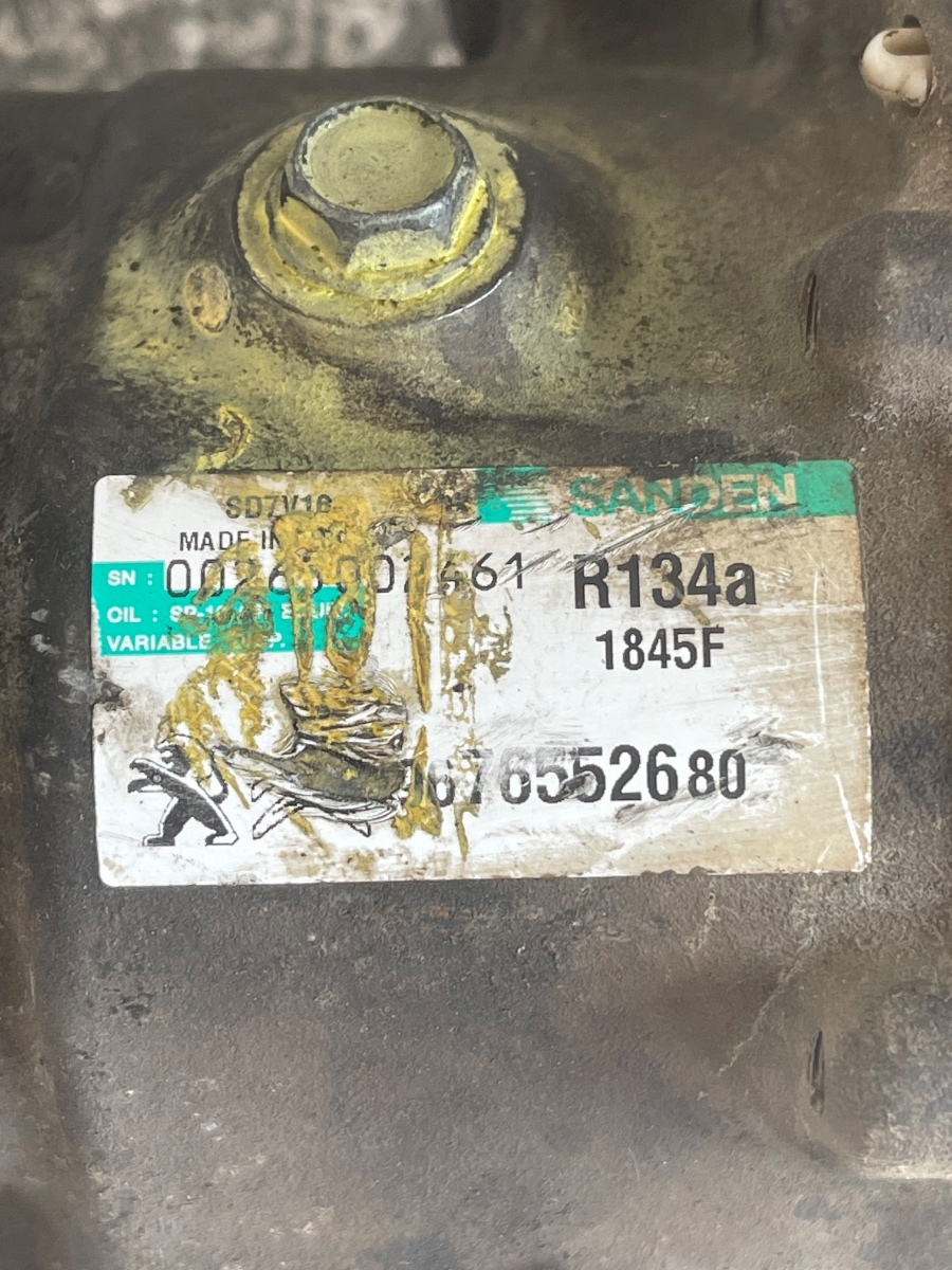 Compresor  AC CITROËN JUMPER 2011-2015 2.2HDI  9676552680 – foto 4