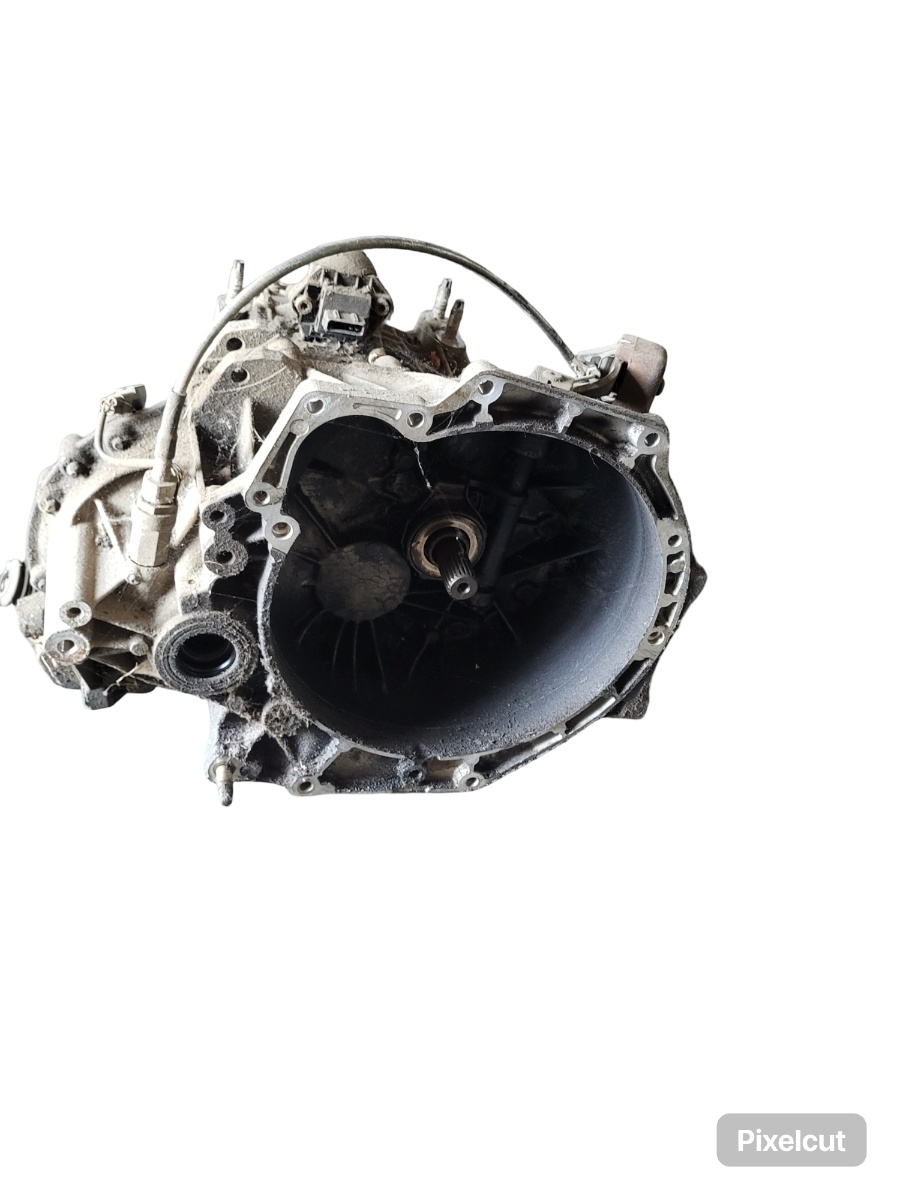 Cutie de viteze manuala 5 trepte FORD MONDEO I GBP 1993 - 1996 1.6 i 16V L1F 93ZT-7F096