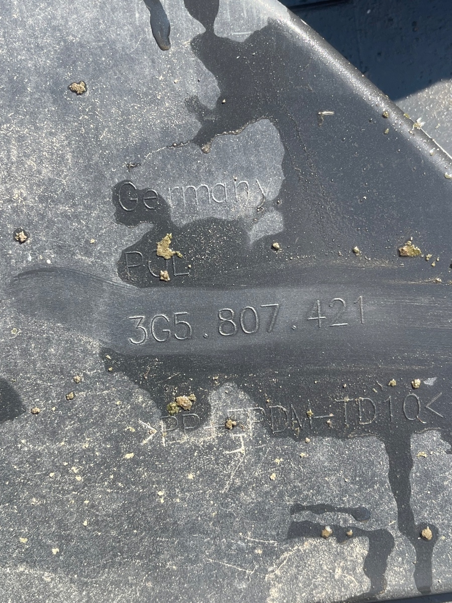 Bara spate VOLKSWAGEN PASSAT 3G2 2014 BERLINA -> 3G5807421 – foto 7