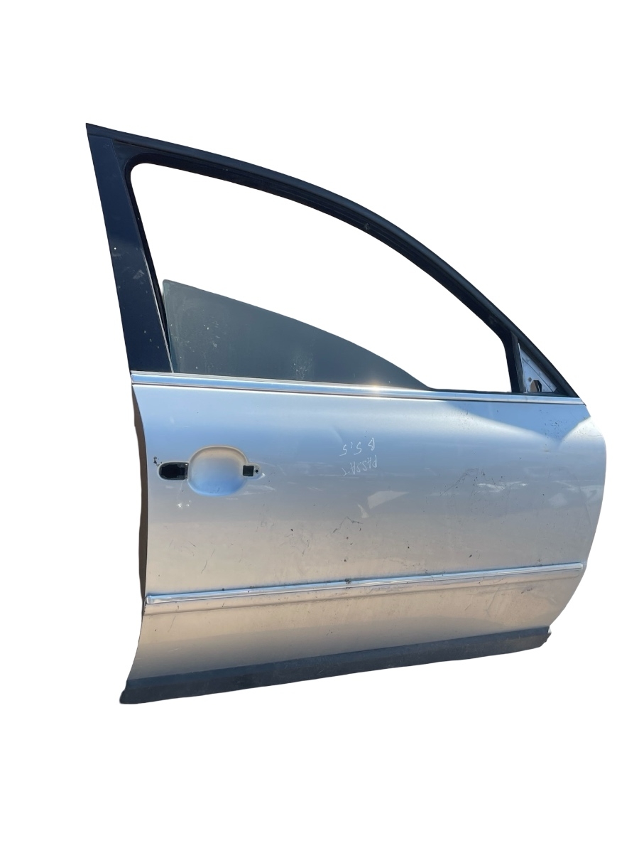 Usa Portiera dreapta fata VOLKSWAGEN PASSAT B5.5