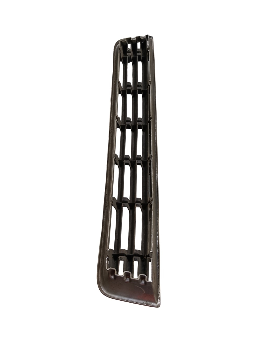 Grila fata AUDI A8 II 4E2, 4E8 2002 - 2010