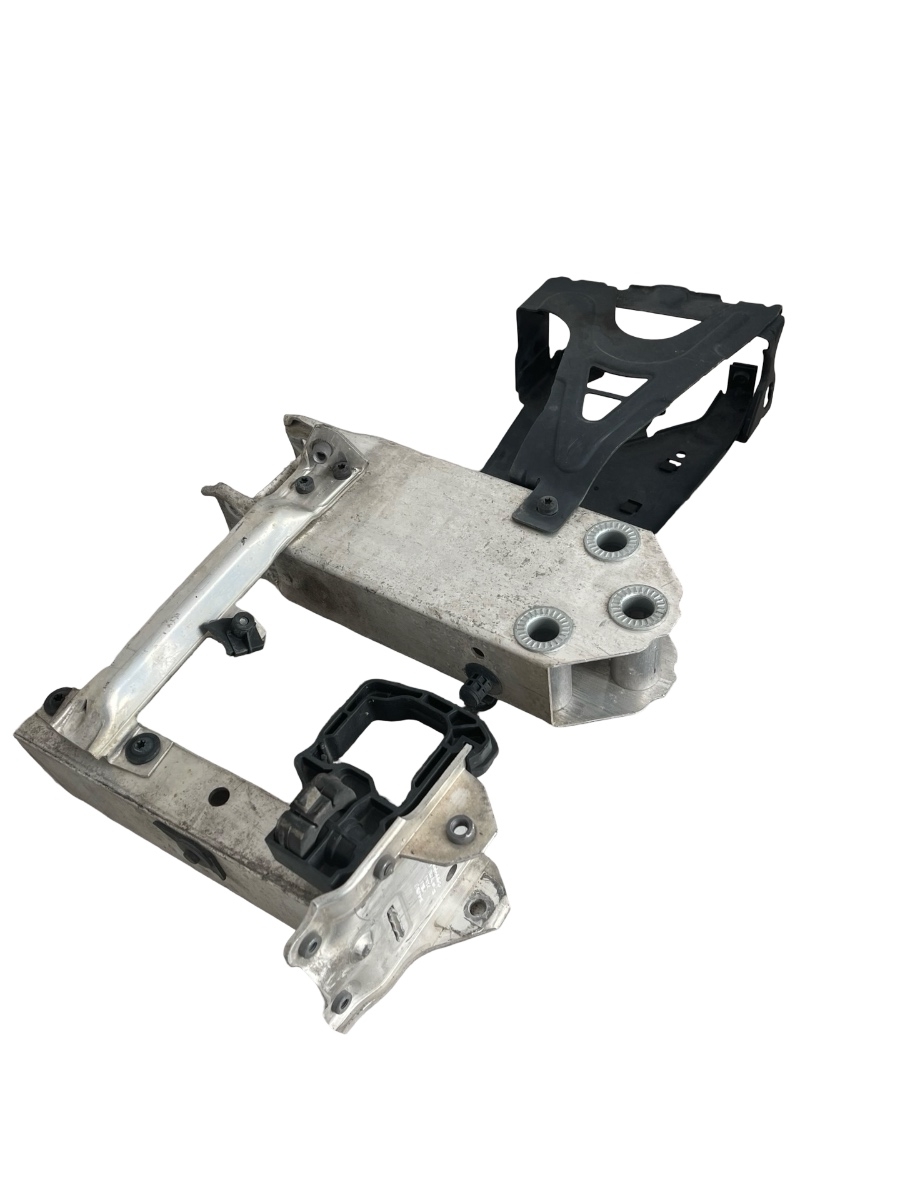 Suport radiator BMW 5 F10 2009 - 2016 7186514-09