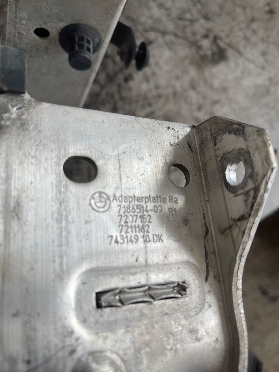 Suport radiator BMW 5 F10 2009 - 2016 7186514-09 – foto 2