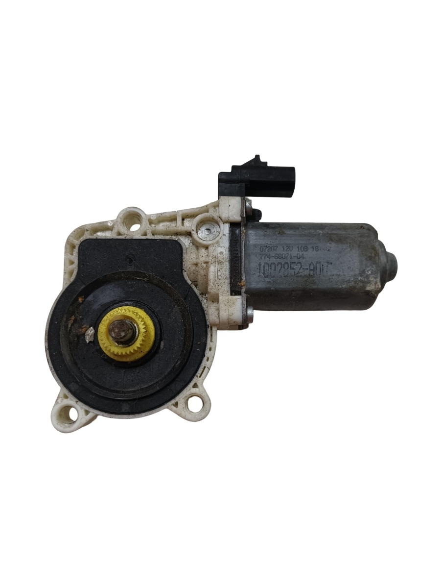 Motoras geam stanga spate DODGE NITRO 2006 - 2012 1002852a001
