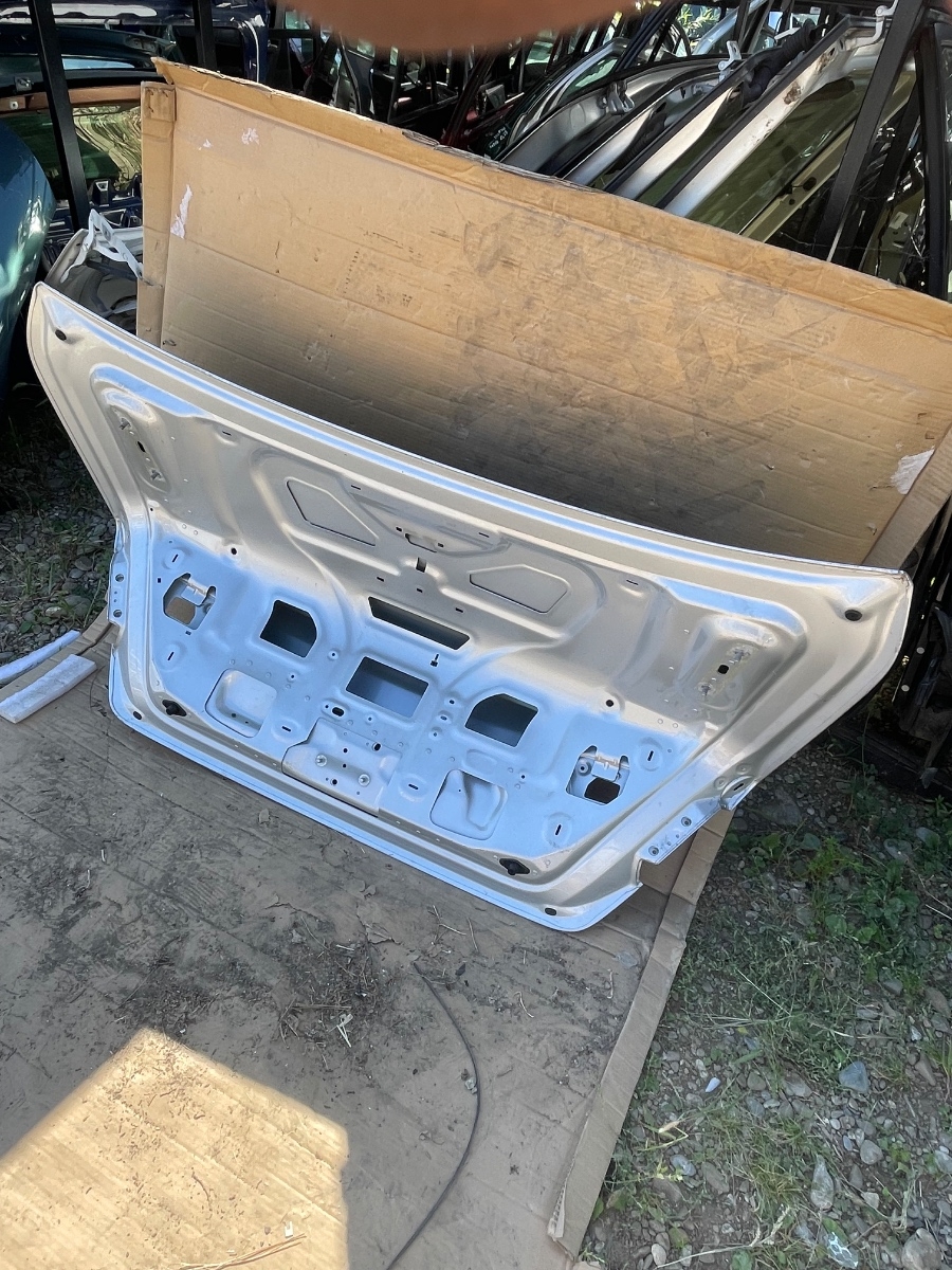 Haion portbagaj AUDI A8 III 4H2, 4H8, 4HC, 4HL 2009 - 2018 – foto 5