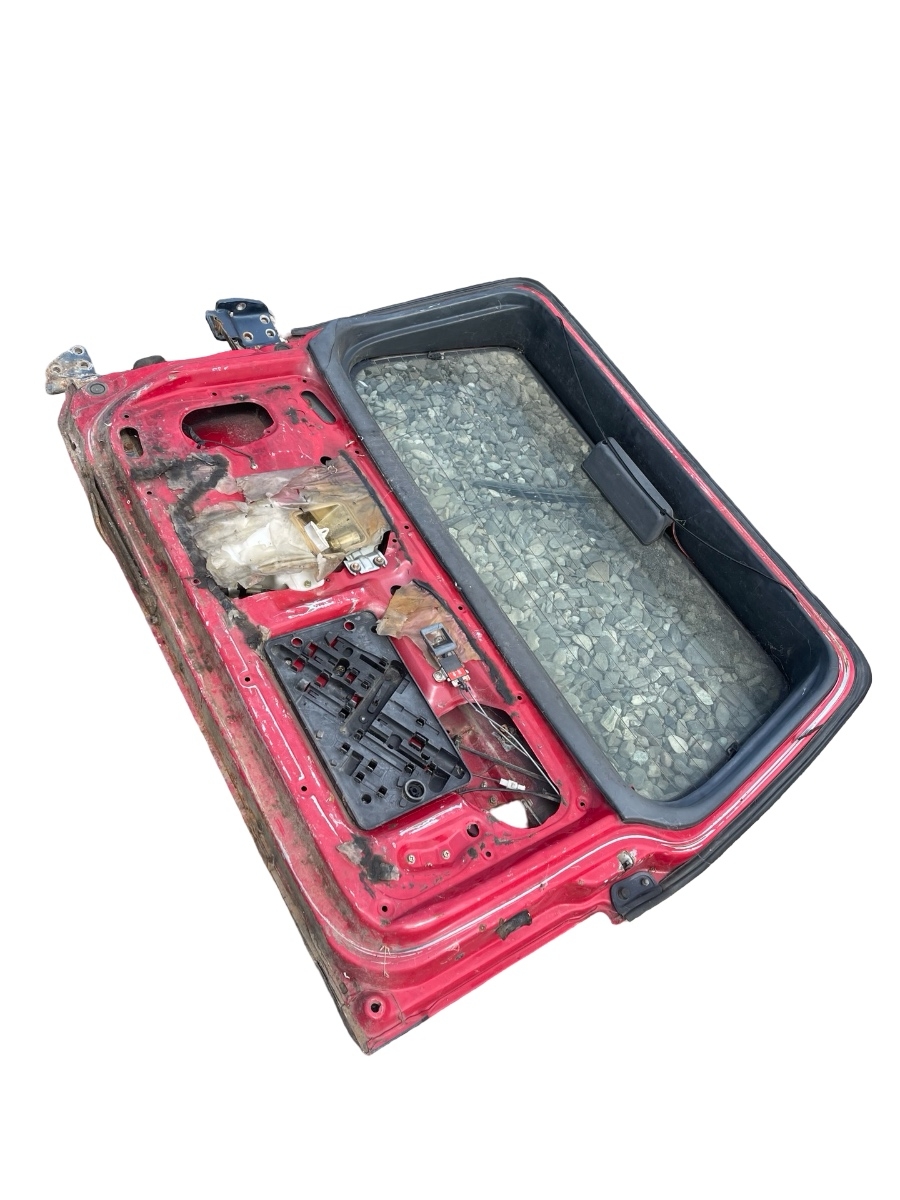 Haion portbagaj MITSUBISHI PAJERO 1997 2 usi cu defecte V3_W, V2_W, V4_W 1990 - 2001 2.8 TD 4M40-T – foto 3