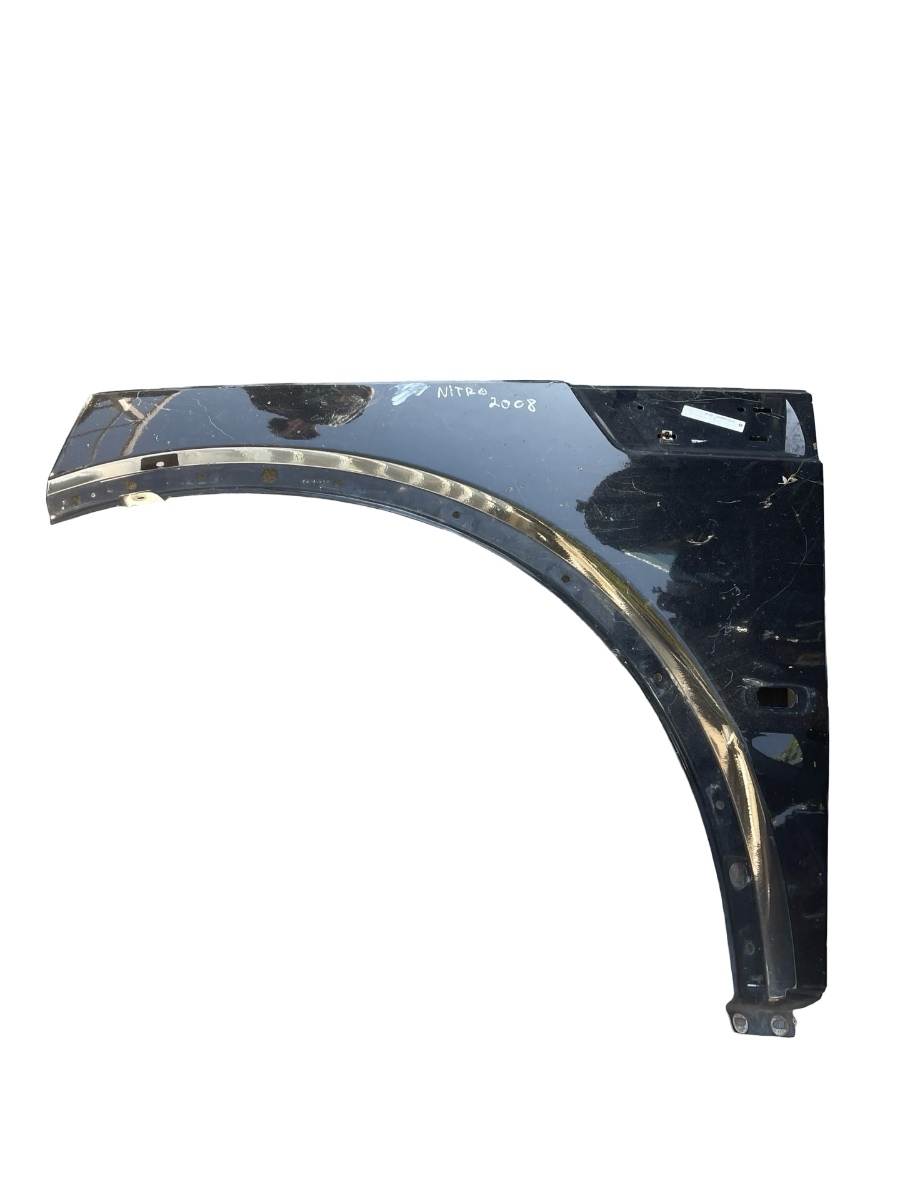 Aripa stanga fata DODGE NITRO 2006 - 2012